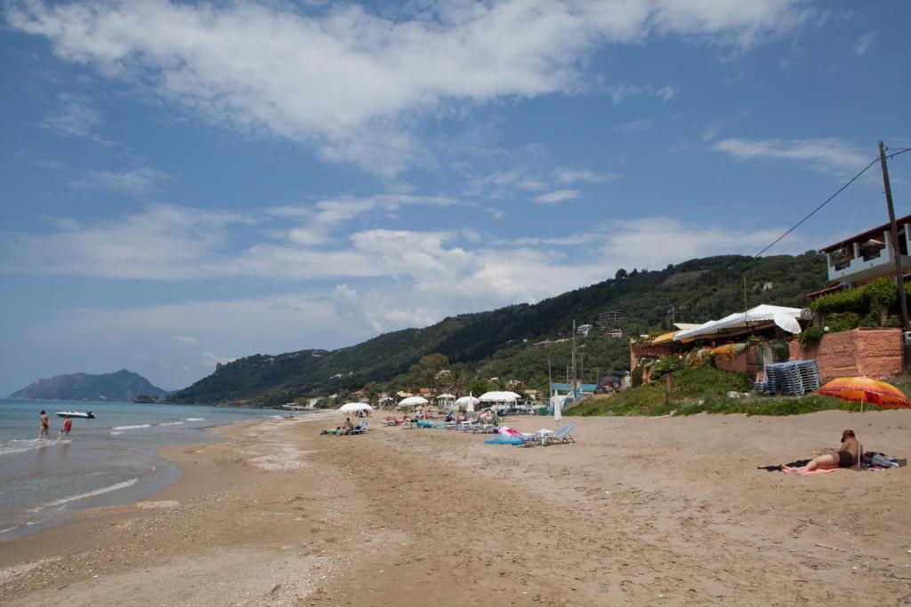 Dandidis Seaside Pension Ájos Górdios Eksteriør bilde