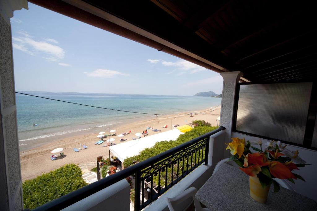 Dandidis Seaside Pension Ájos Górdios Eksteriør bilde
